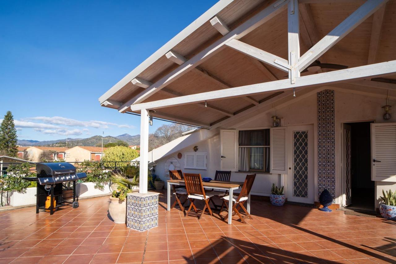 Casa Vacanza Giugio Giardini-Naxos Exterior foto
